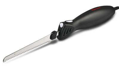 Girmi CT10 elektromos kés 2 db cserélhető recézett pengével, 45W, ergonomikus markolat