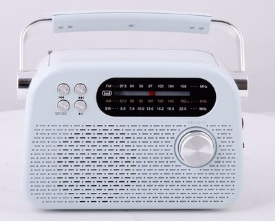 Trevi RDA 70 BR Klasszikus Retro FM/AM/SW rádió, Bluetooth-tal, USB és SD kártya bemenet, beépített akku, zöldes-kék szín